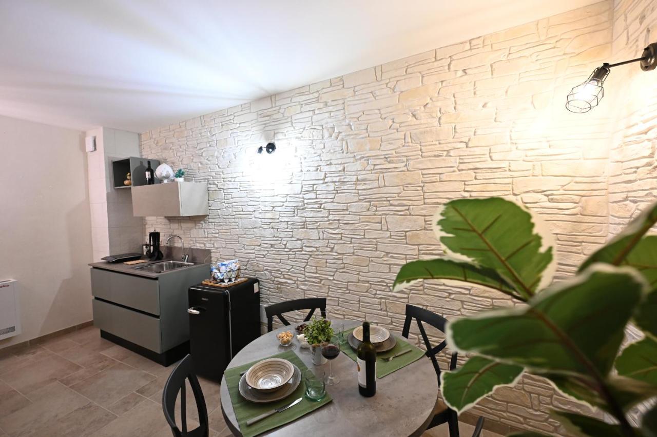 Suite Laurel Spa Con Idromassaggio Fasano Esterno foto