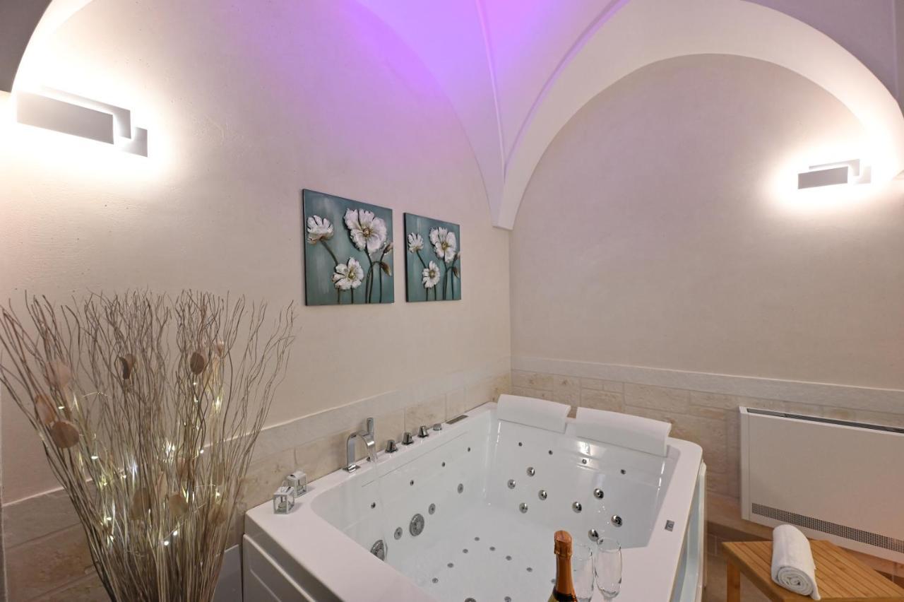 Suite Laurel Spa Con Idromassaggio Fasano Esterno foto
